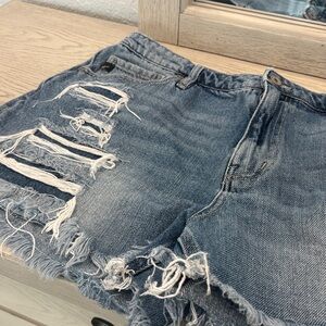 KanCan Distressed Blue Jean Shorts Beach Ready!